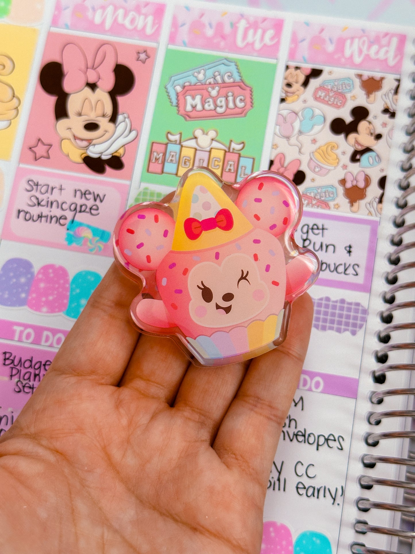 Acrylic Clip (LARGE) - Cupcake Minnie